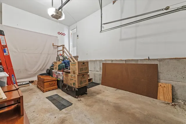 $445,000 | 27 Country Hill Road, Nashua, NH 03063