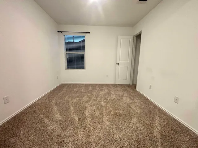 $2,025 | 176 Andross Lane, Bastrop, TX 78602