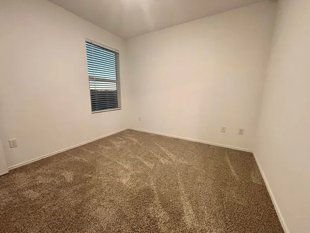 $2,025 | 176 Andross Lane, Bastrop, TX 78602