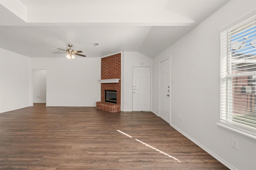 1542 Sunny Meadow Road Lancaster, TX 75134 - Photo 16 of 36