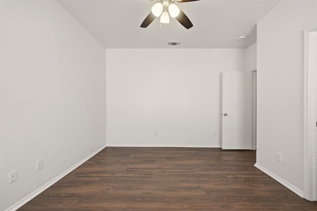 1542 Sunny Meadow Road Lancaster, TX 75134 - Photo 22 of 36