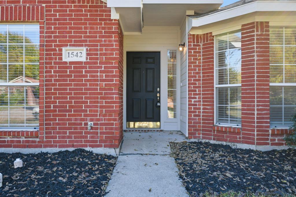 1542 Sunny Meadow Road Lancaster, TX 75134 - Photo 4 of 36