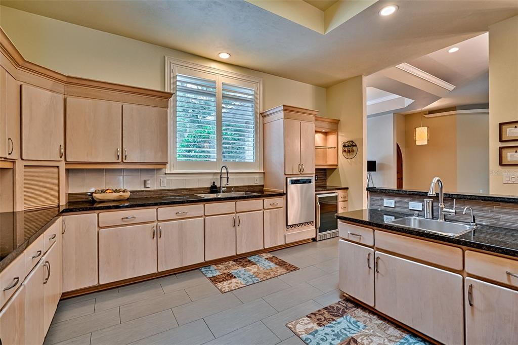 10505 Southwest 41 Place Gainesville, FL 32608 - Photo 12 of 64