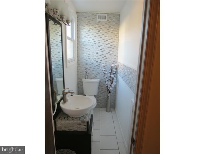 8439 Lynnewood Road Philadelphia, PA 19150 - Photo 14 of 24 Master Bathroom