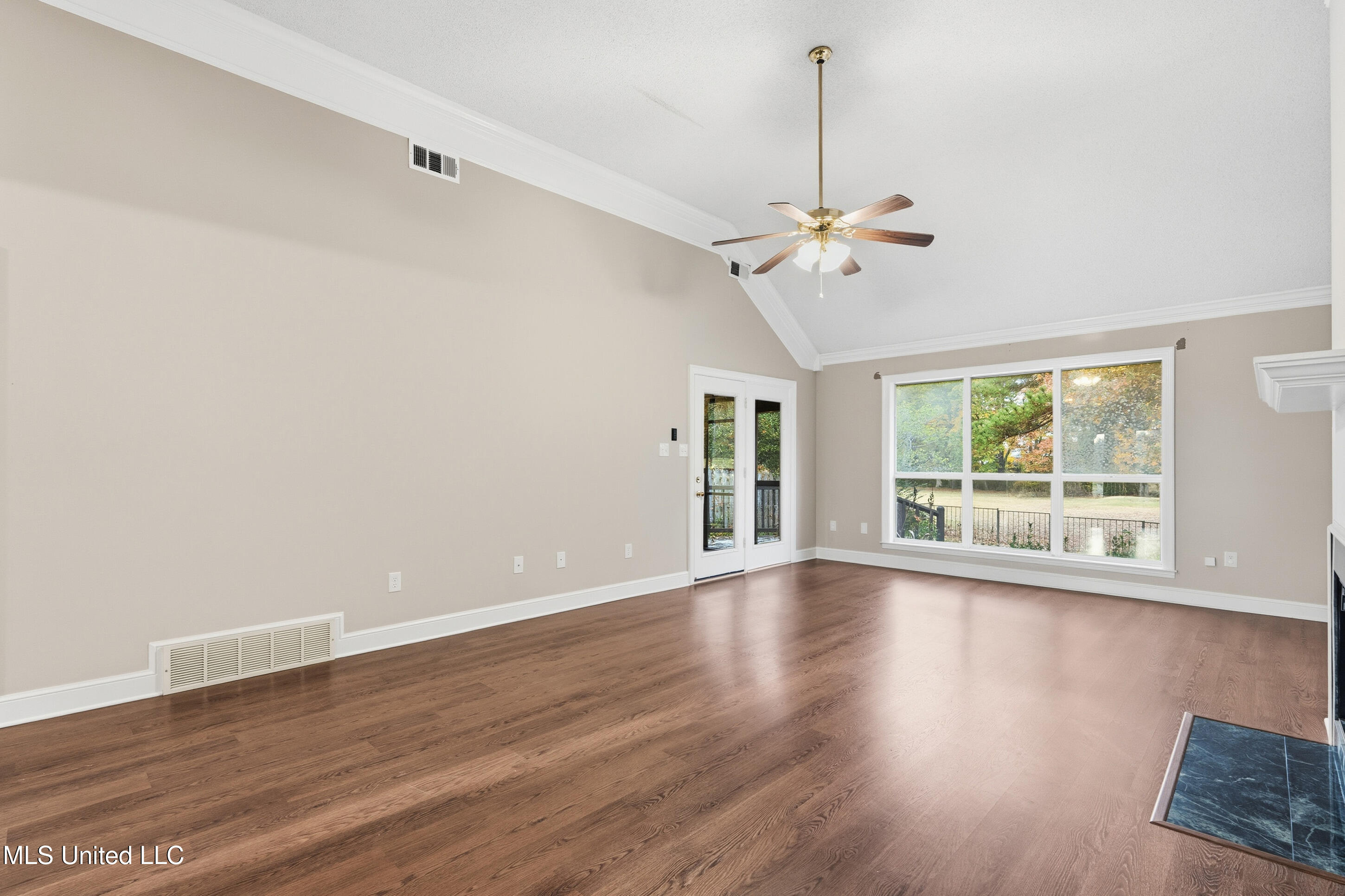 782 Fairway Trail Hernando, MS 38632 - Photo 11 of 28 12_11192025_05_782-fairway-trail_natalie