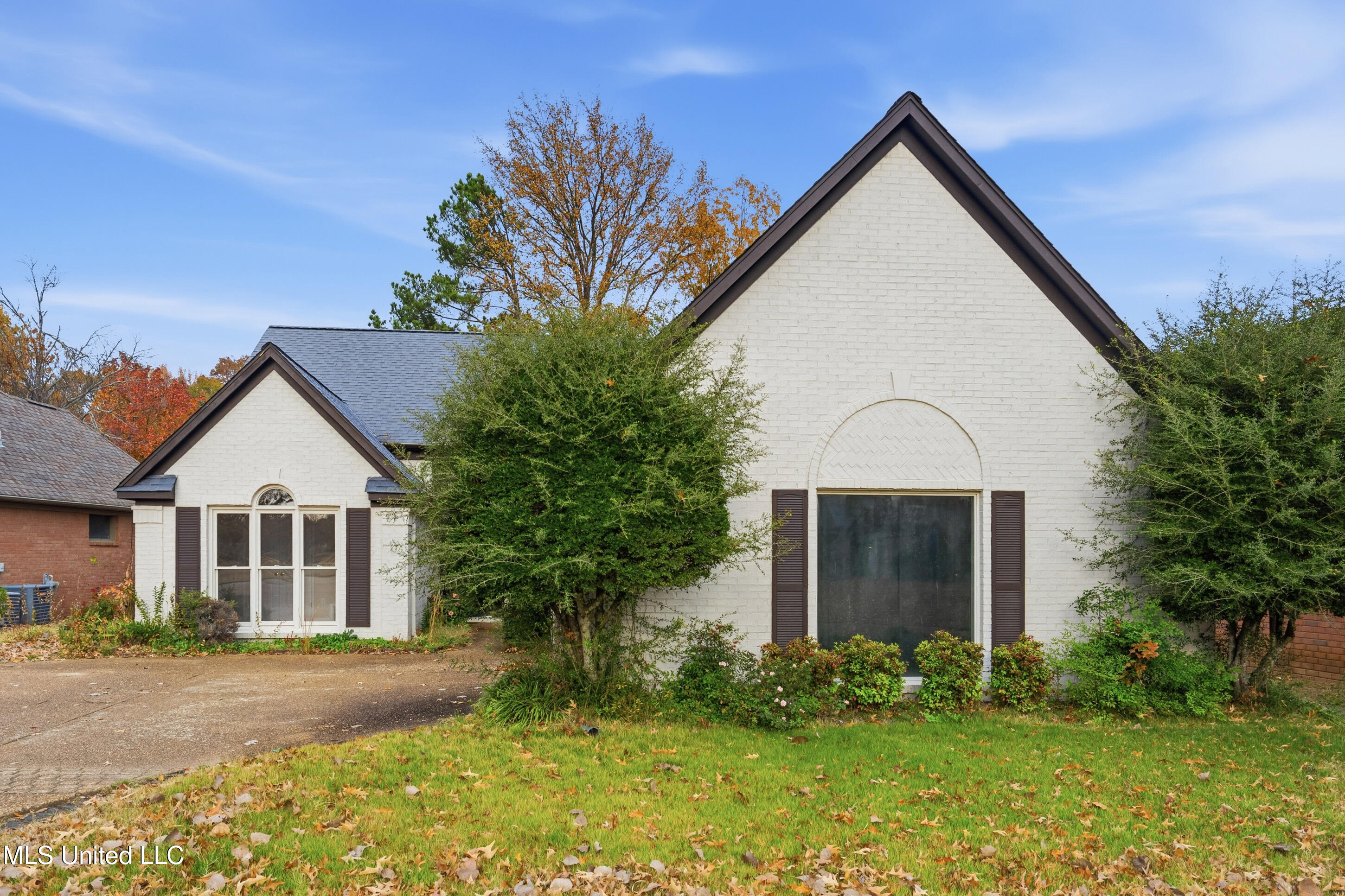 782 Fairway Trail Hernando, MS 38632 - Photo 2 of 28 3_11192025_05_782-fairway-trail_natalie_