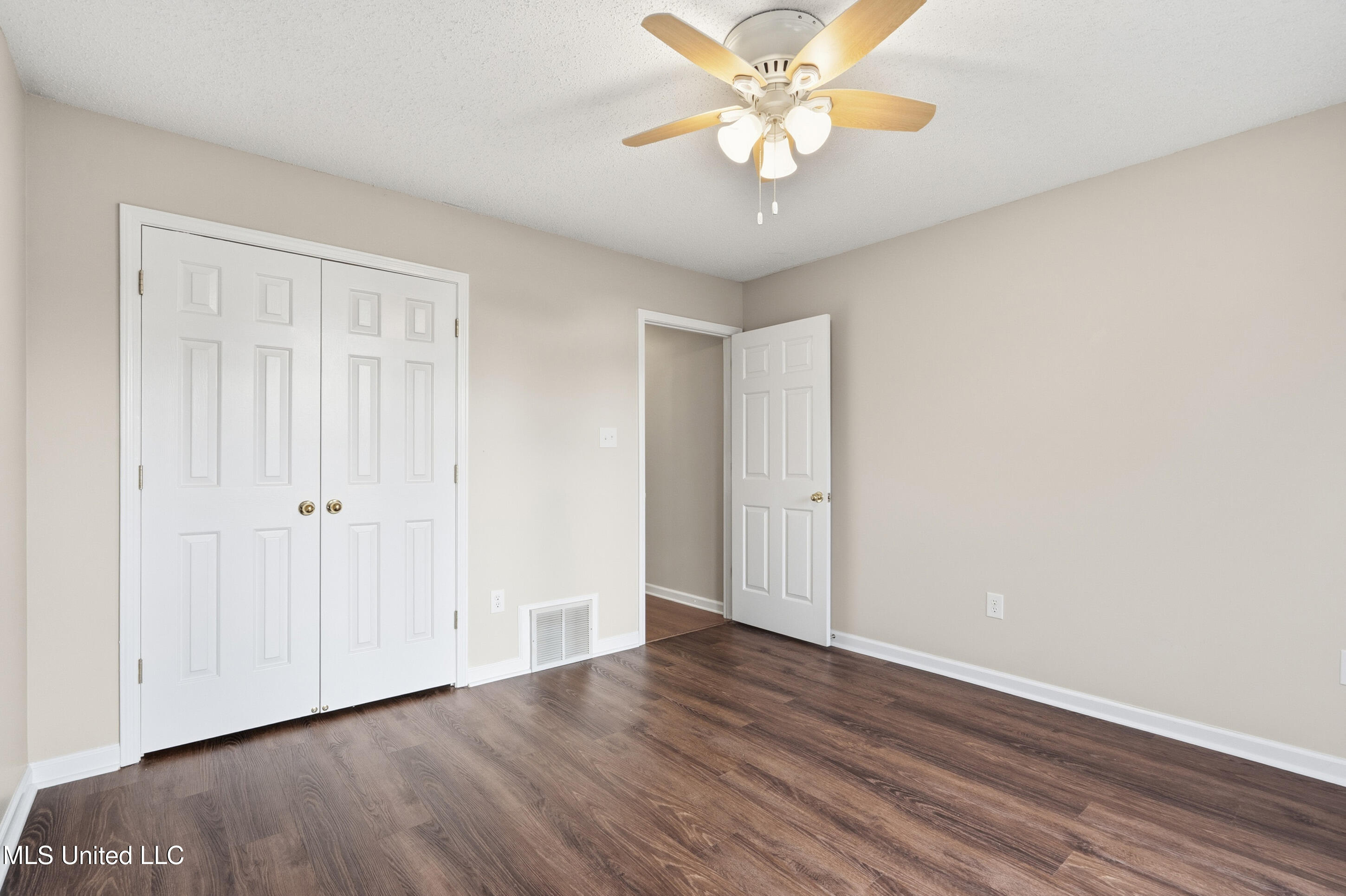 782 Fairway Trail Hernando, MS 38632 - Photo 8 of 28 9_11192025_05_782-fairway-trail_natalie_