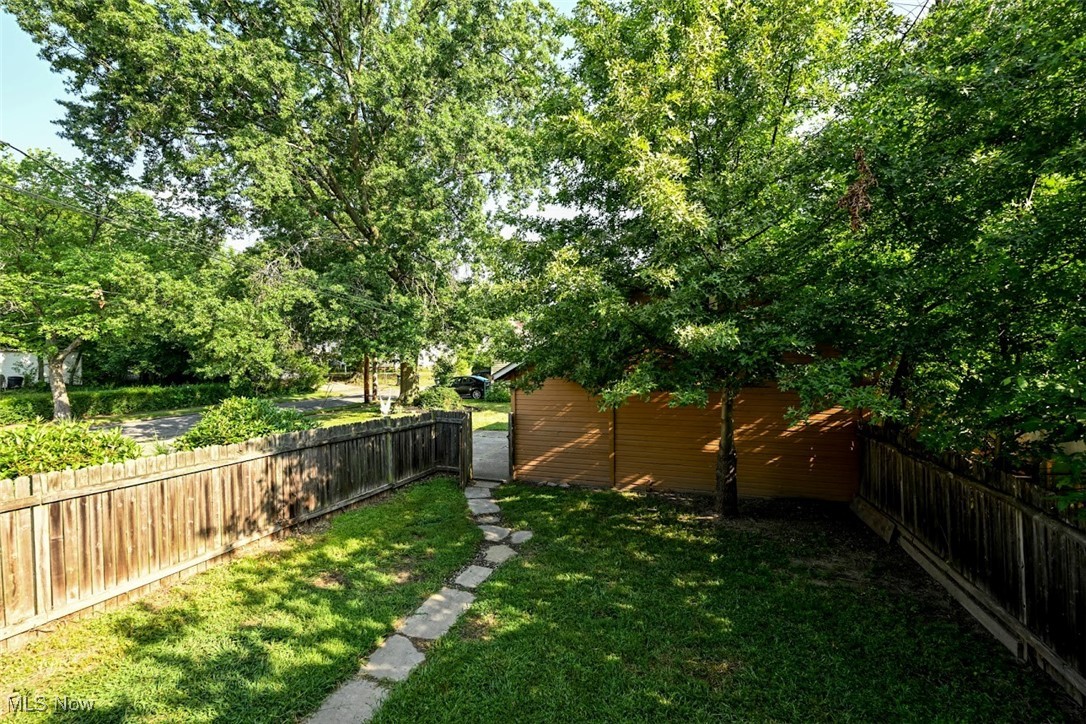 3983 Ardmore Road Cleveland Heights, OH 44121 - Photo 25 of 26 Gallery Image 25