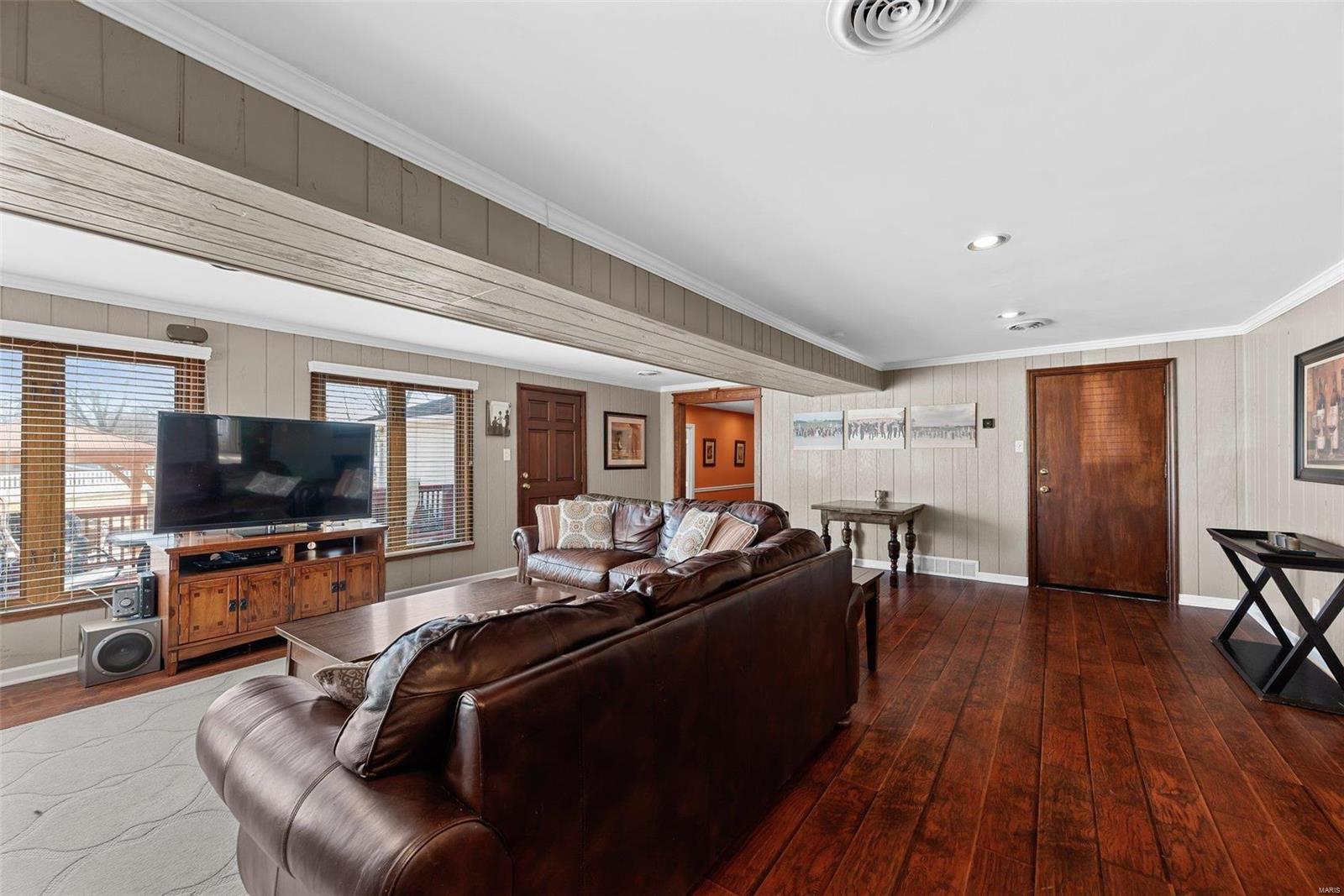 8990 Sappington Road St. Louis, MO 63126 - Photo 18 of 53 Gallery Image 18