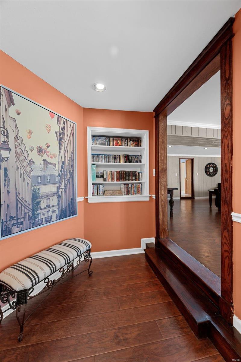 8990 Sappington Road St. Louis, MO 63126 - Photo 22 of 53 Gallery Image 22