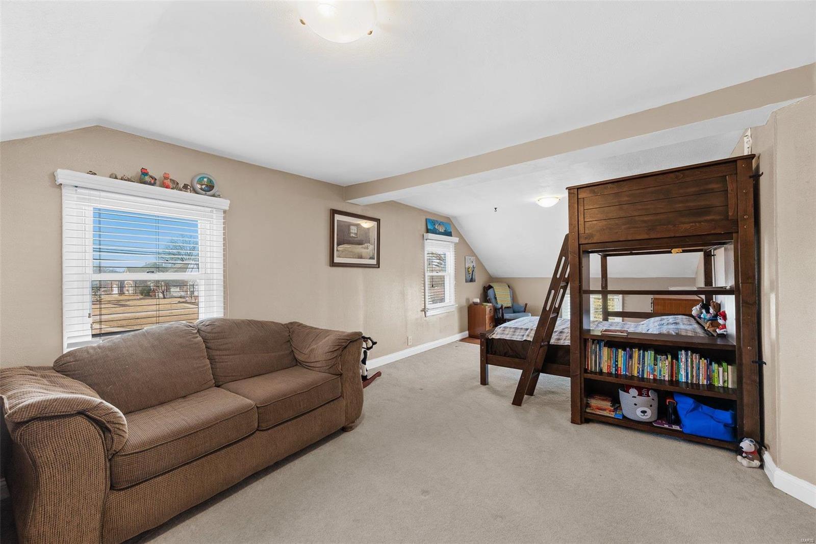 8990 Sappington Road St. Louis, MO 63126 - Photo 32 of 53 Gallery Image 32