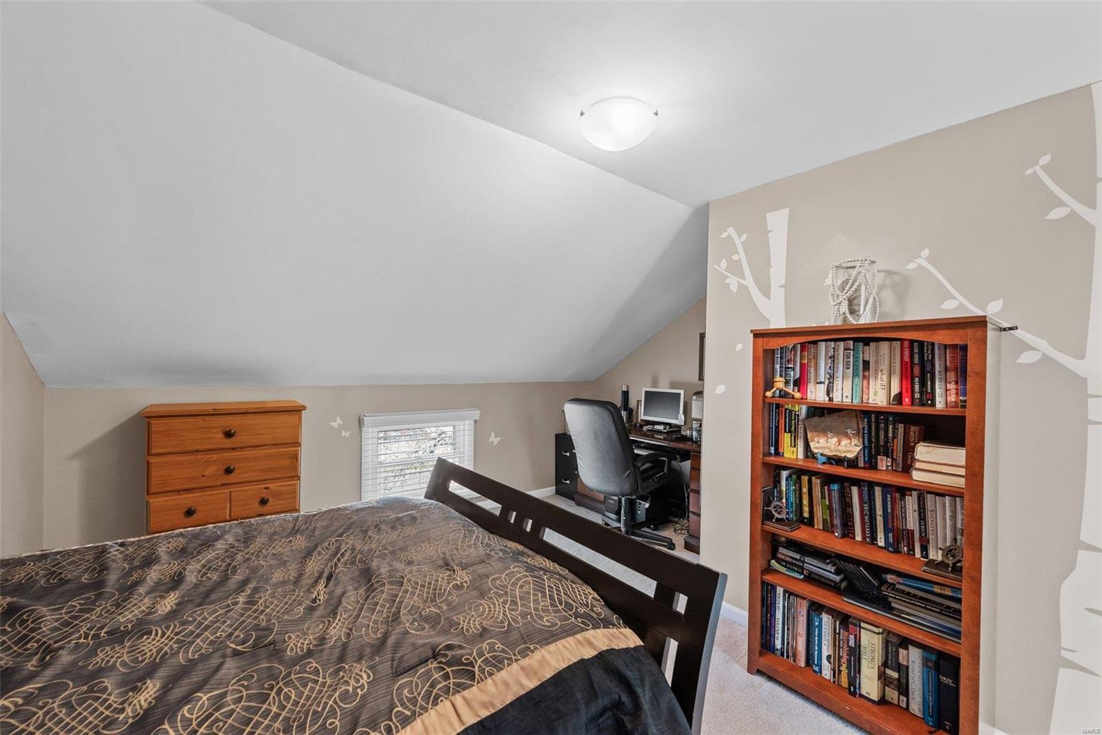 8990 Sappington Road St. Louis, MO 63126 - Photo 34 of 53 Gallery Image 34