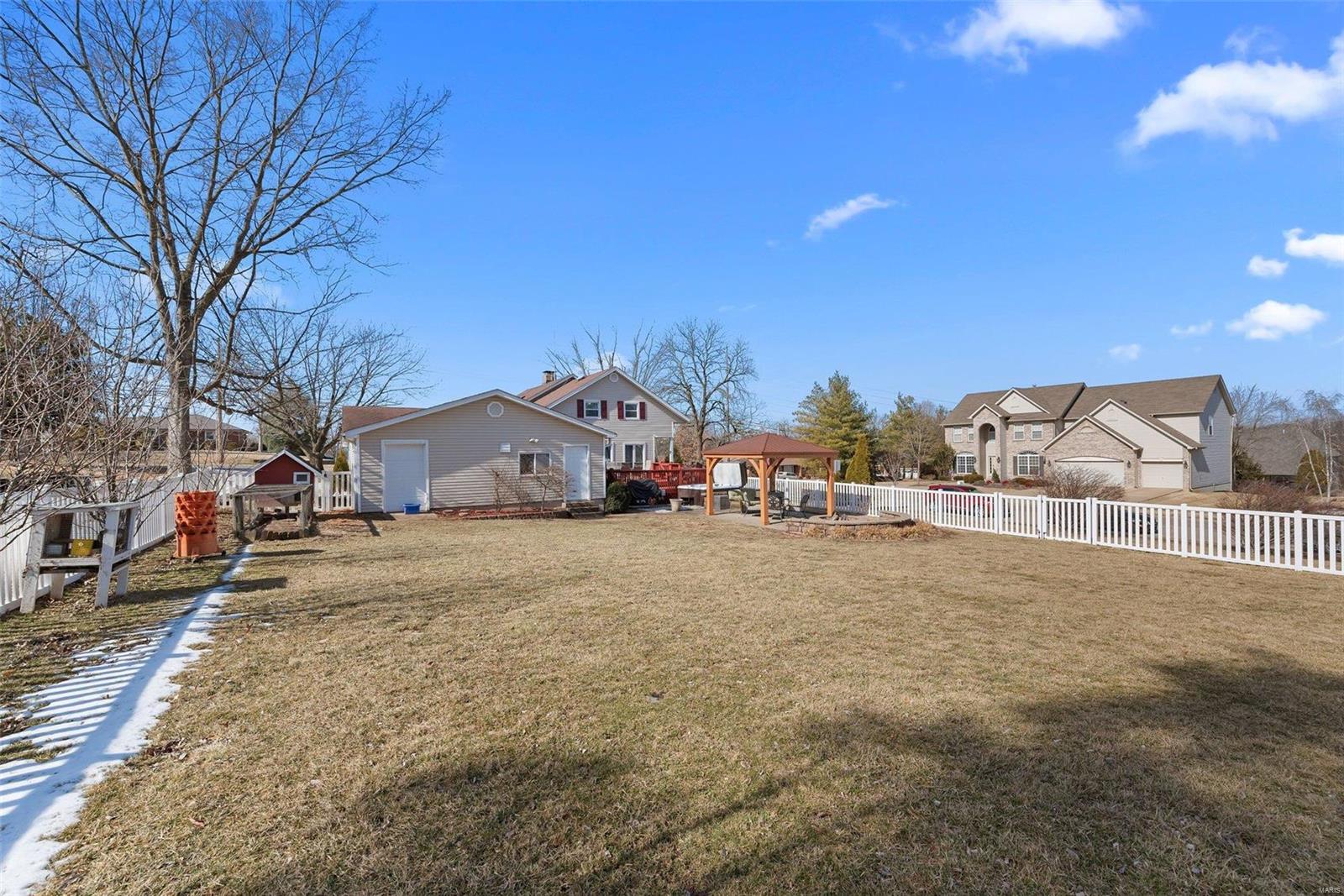 8990 Sappington Road St. Louis, MO 63126 - Photo 40 of 53 Gallery Image 40