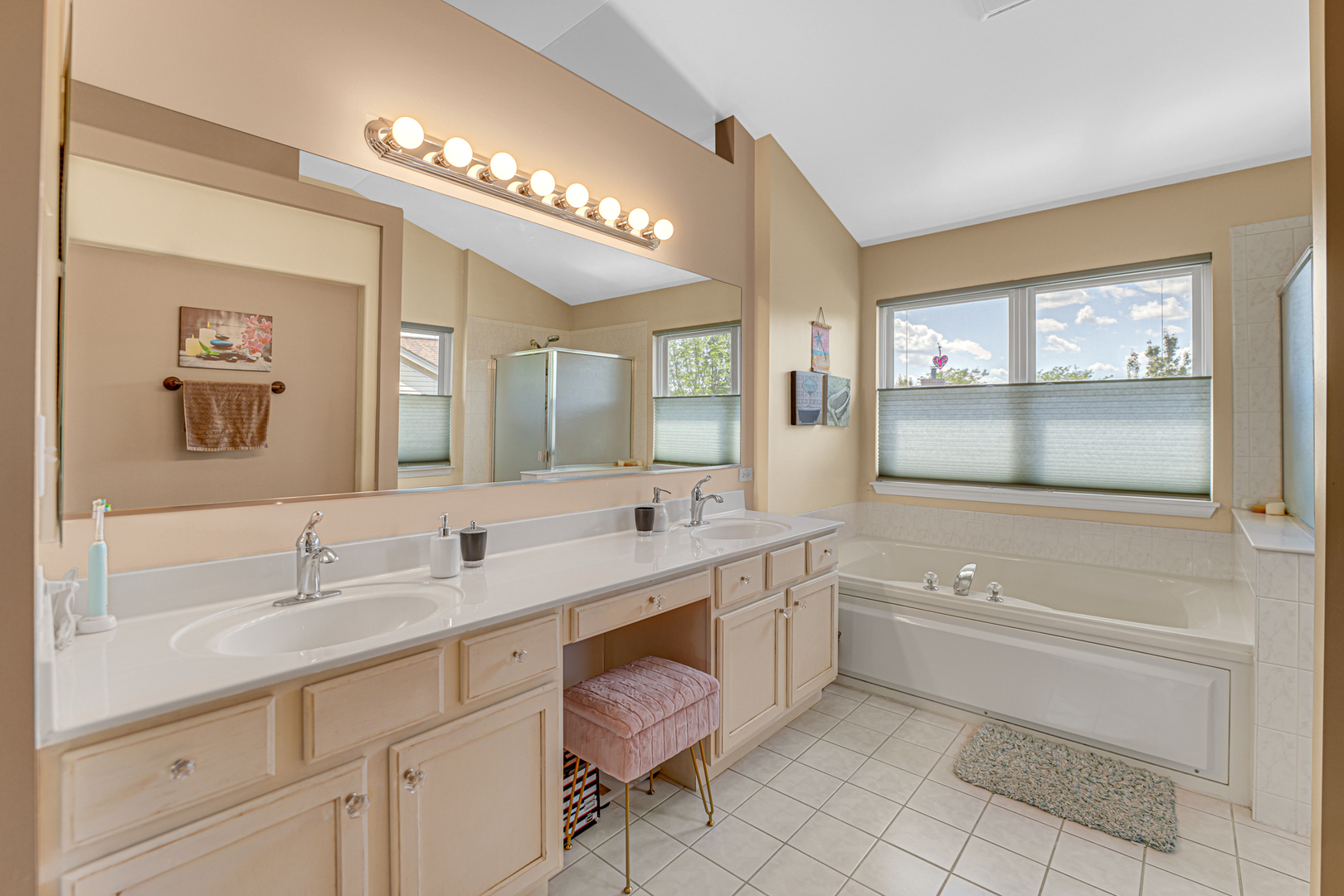 2316 Loop Road Algonquin, IL 60102 - Photo 13 of 33 Gallery Image 13