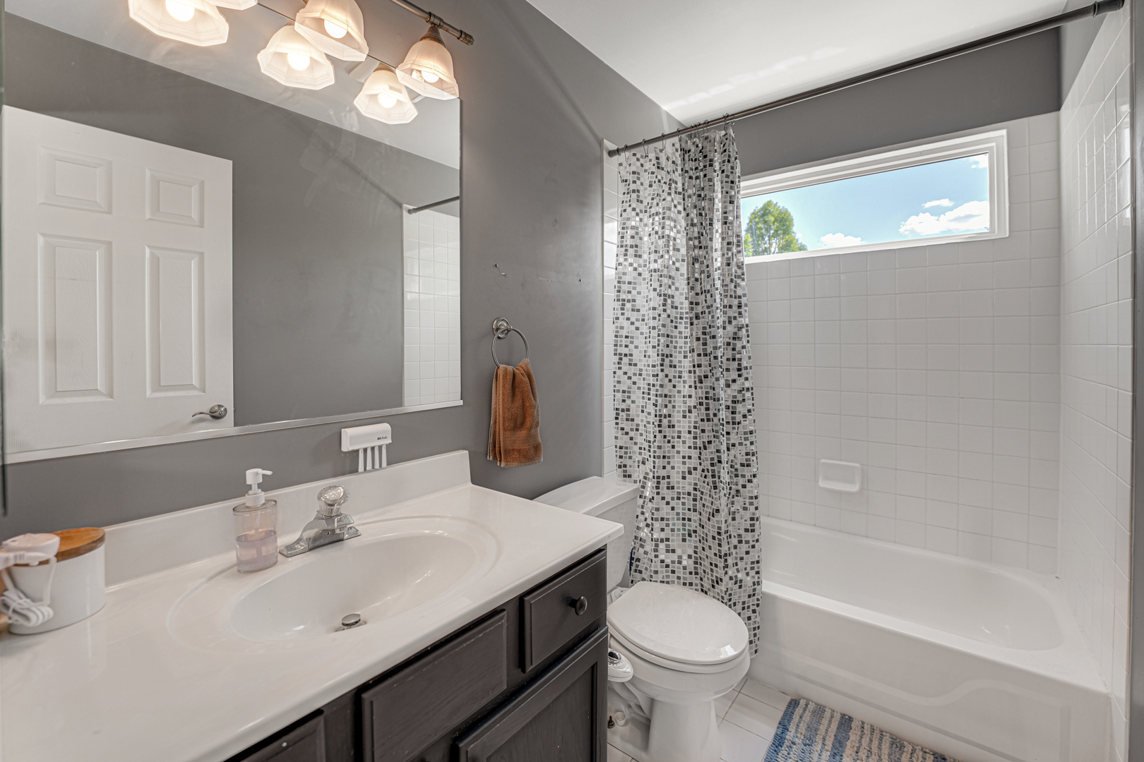 2316 Loop Road Algonquin, IL 60102 - Photo 19 of 33 Gallery Image 19