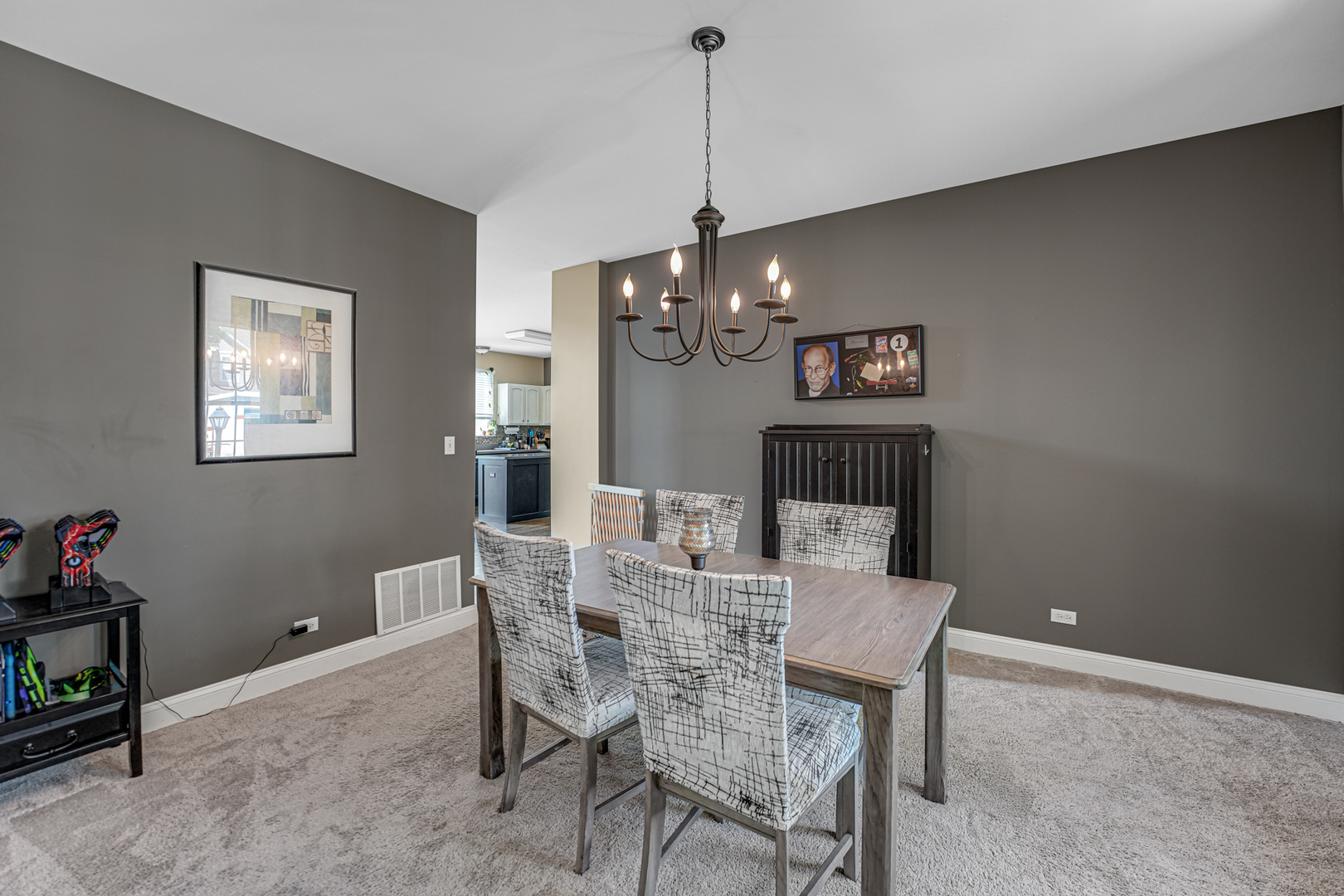 2316 Loop Road Algonquin, IL 60102 - Photo 8 of 33 Gallery Image 8
