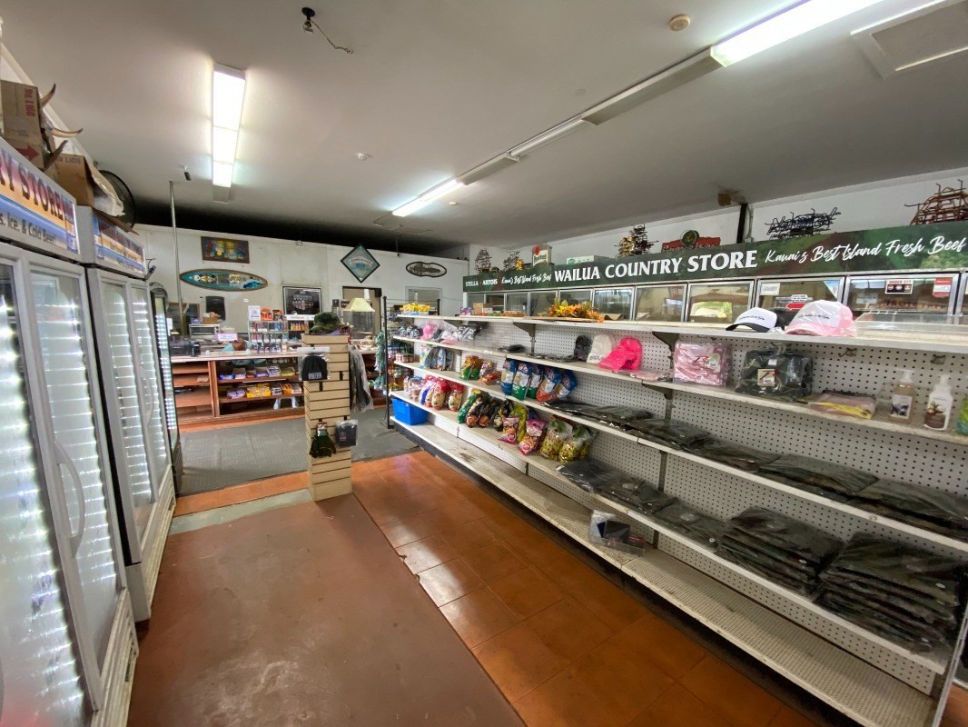 210 Kamalu Road Kapaa, HI 96746 - Photo 12 of 29 Inside of the store