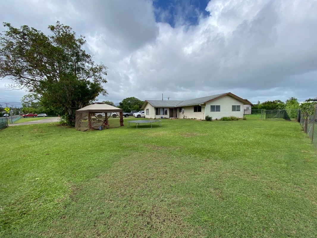 210 Kamalu Road Kapaa, HI 96746 - Photo 20 of 29 Large front yard