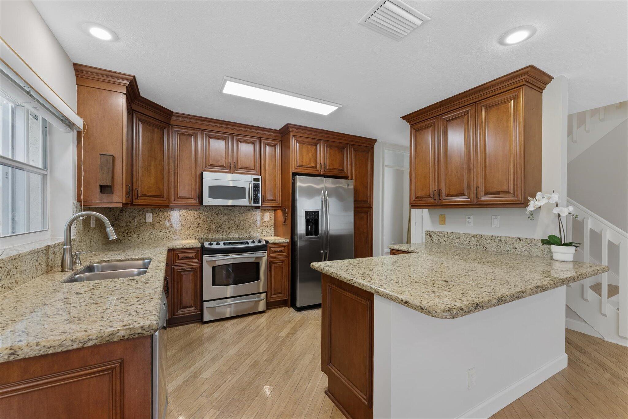 10796 Crescendo Circle Boca Raton, FL 33498 - Photo 10 of 69 14-14