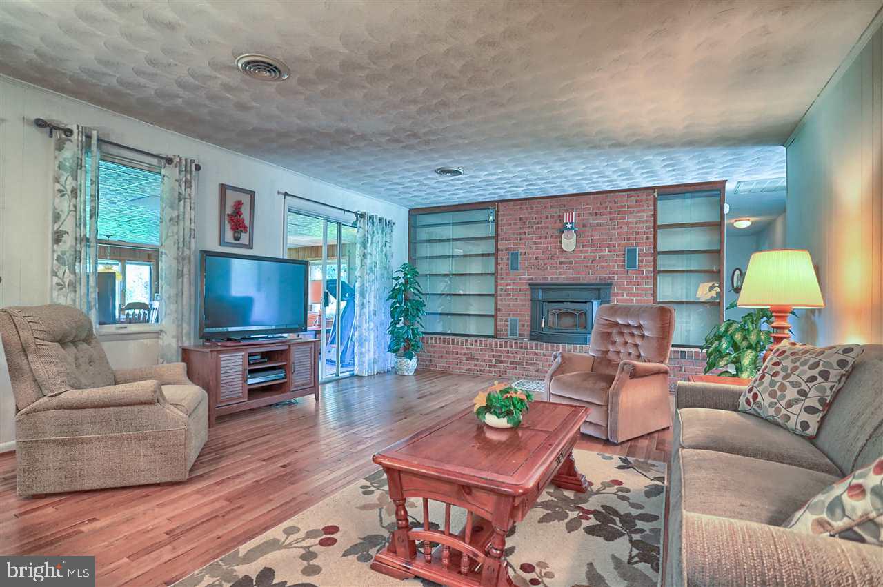 18141 Ridge Meadow Road Stewartstown, PA 17363 - Photo 8 of 25 Gallery Image 8