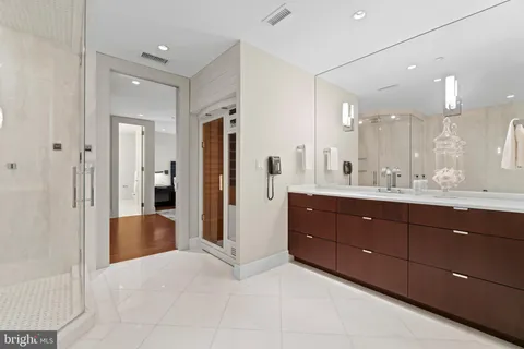 $4,000,000 | 3150 South Street Northwest, Unit 1A, Washington, DC 20007