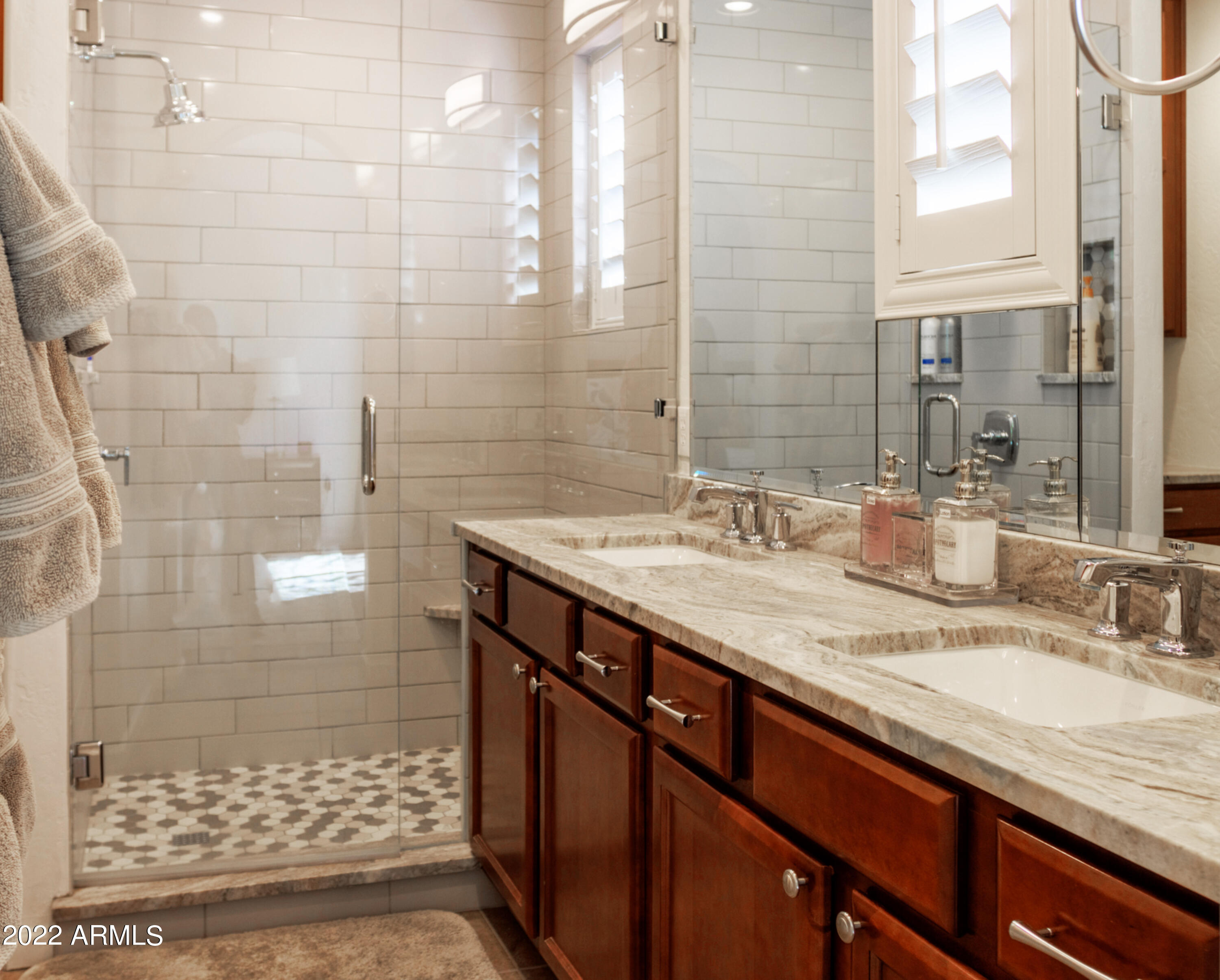 3935 East Rough Rider Road, Unit 1180 Phoenix, AZ 85050 - Photo 31 of 51 Master Bed_Bath-01