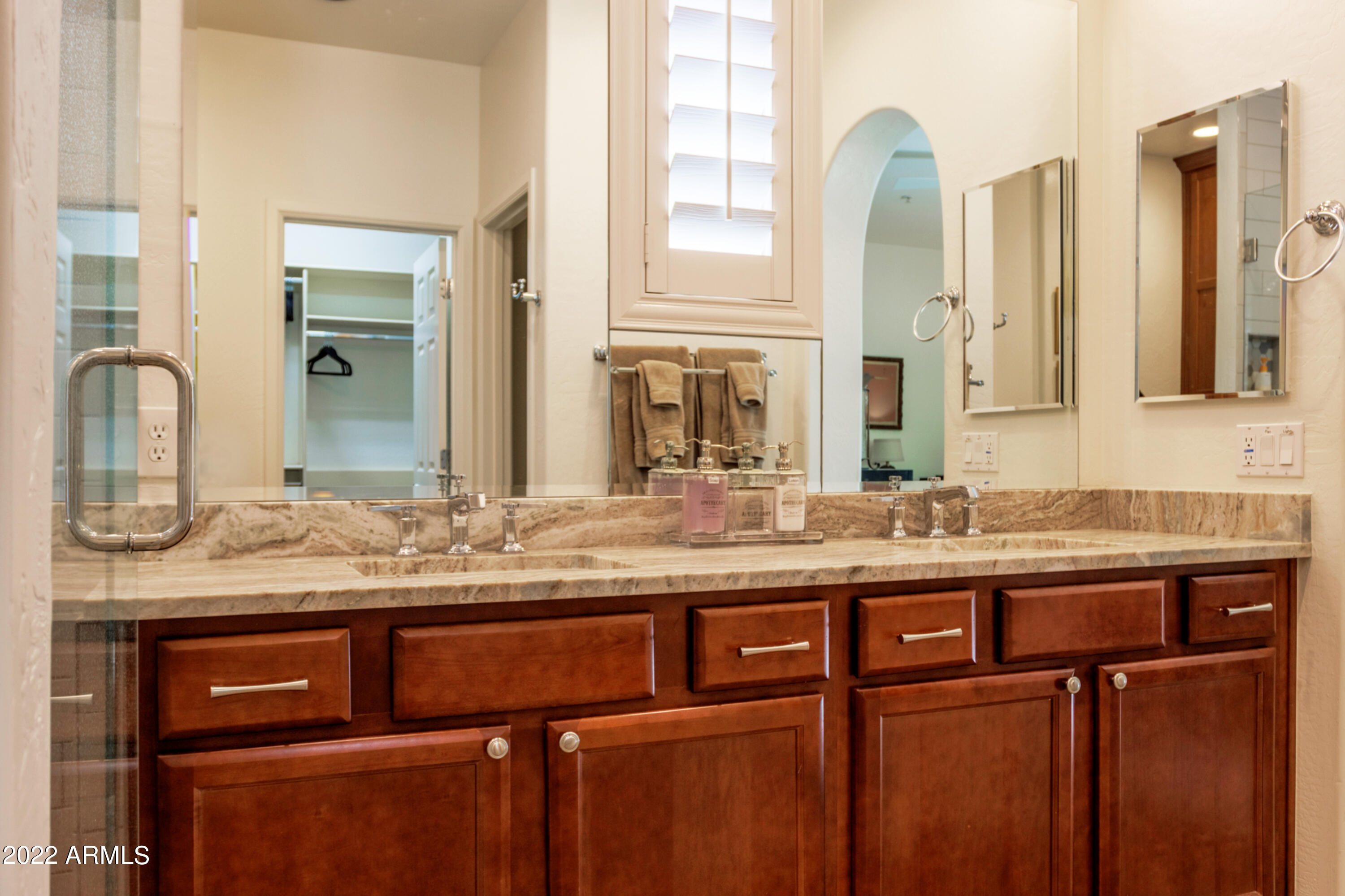 3935 East Rough Rider Road, Unit 1180 Phoenix, AZ 85050 - Photo 34 of 51 Master Bed_Bath-06