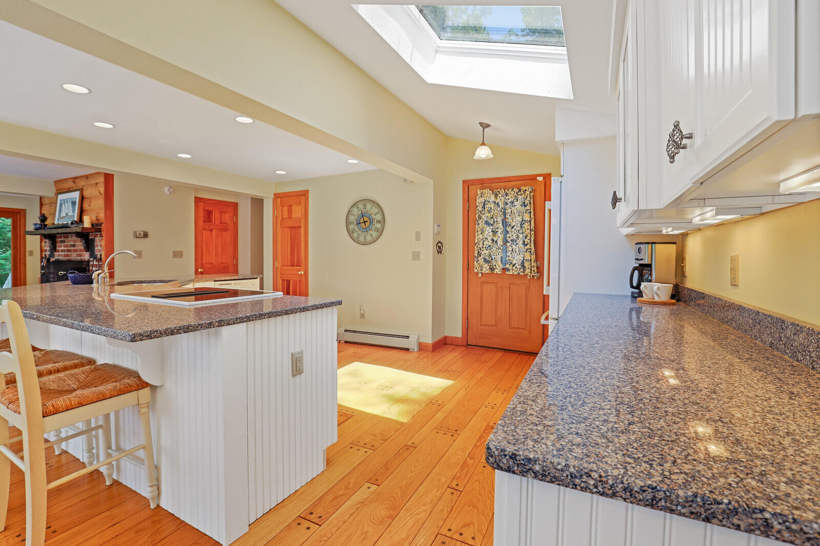 131 Peninsula Drive Rome, ME 04963 - Photo 28 of 88 KITCHEN