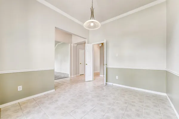 $2,450 | 317 Vantage Pointe Circle, League City, TX 77573