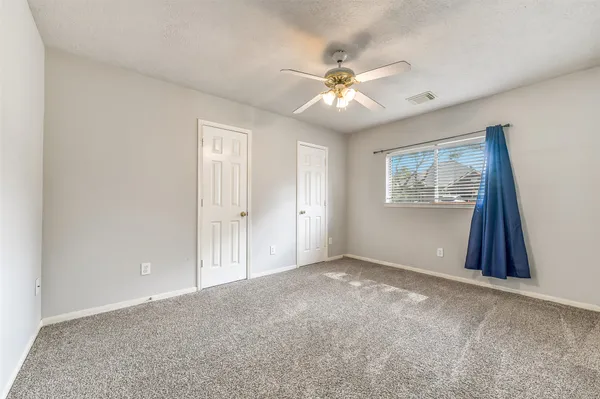 $2,450 | 317 Vantage Pointe Circle, League City, TX 77573