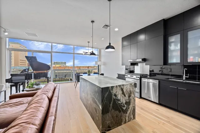 $550,000 | 555 East 5th Street, Unit 521, Austin, TX 78701