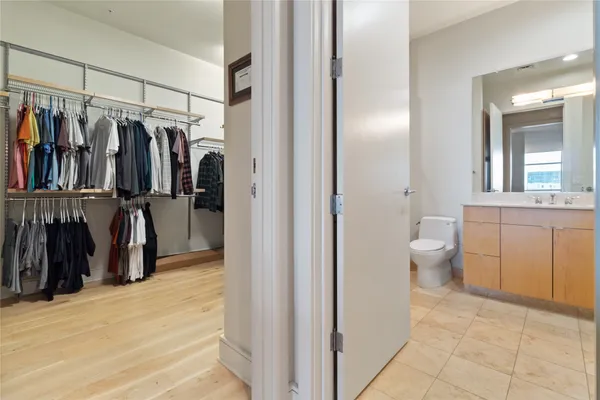 $499,999 | 555 East 5th Street, Unit 521, Austin, TX 78701
