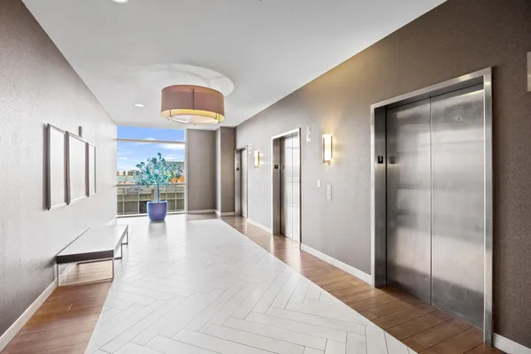 $499,999 | 555 East 5th Street, Unit 521, Austin, TX 78701