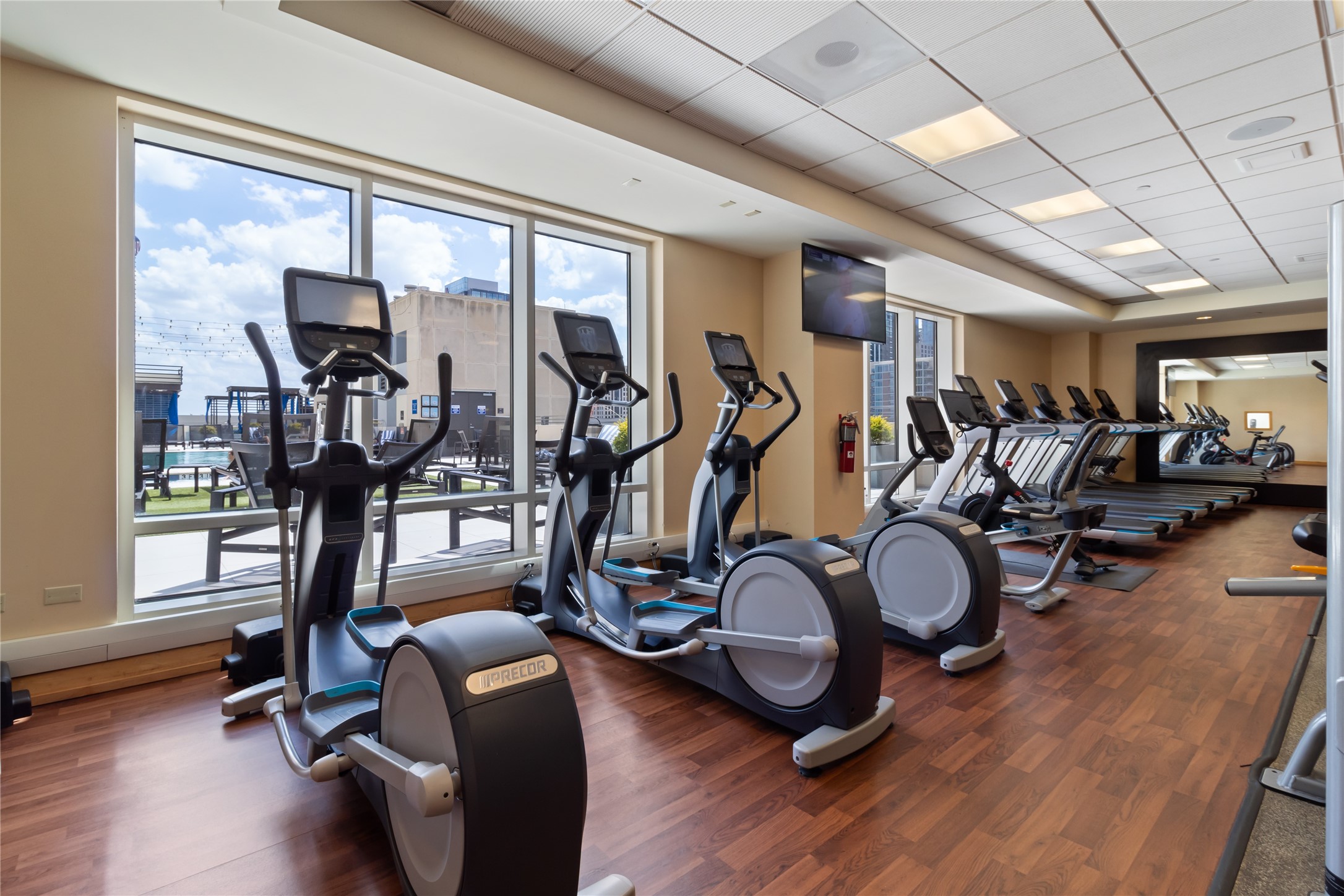 555 East 5th Street, Unit 521 Austin, TX 78701 - Photo 36 of 37 a view of a room with gym equipment