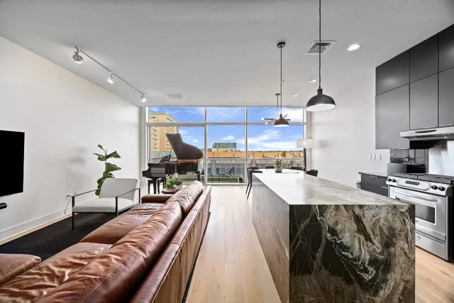 $550,000 | 555 East 5th Street, Unit 521, Austin, TX 78701