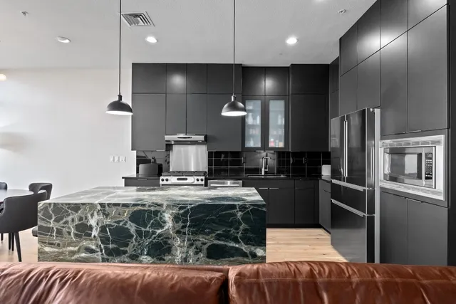 $550,000 | 555 East 5th Street, Unit 521, Austin, TX 78701