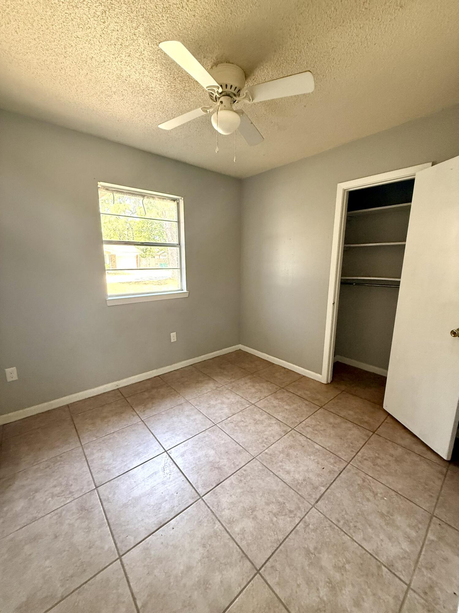 52 Berwick Circle Shalimar, FL 32579 - Photo 13 of 22 IMG_7576
