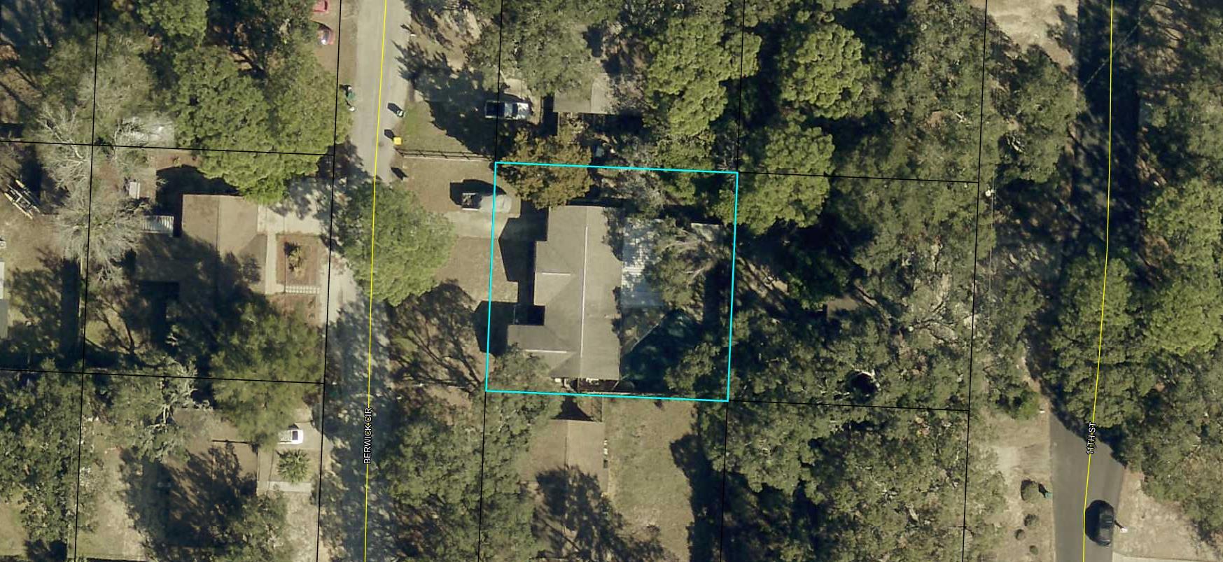 52 Berwick Circle Shalimar, FL 32579 - Photo 22 of 22 Aerial View