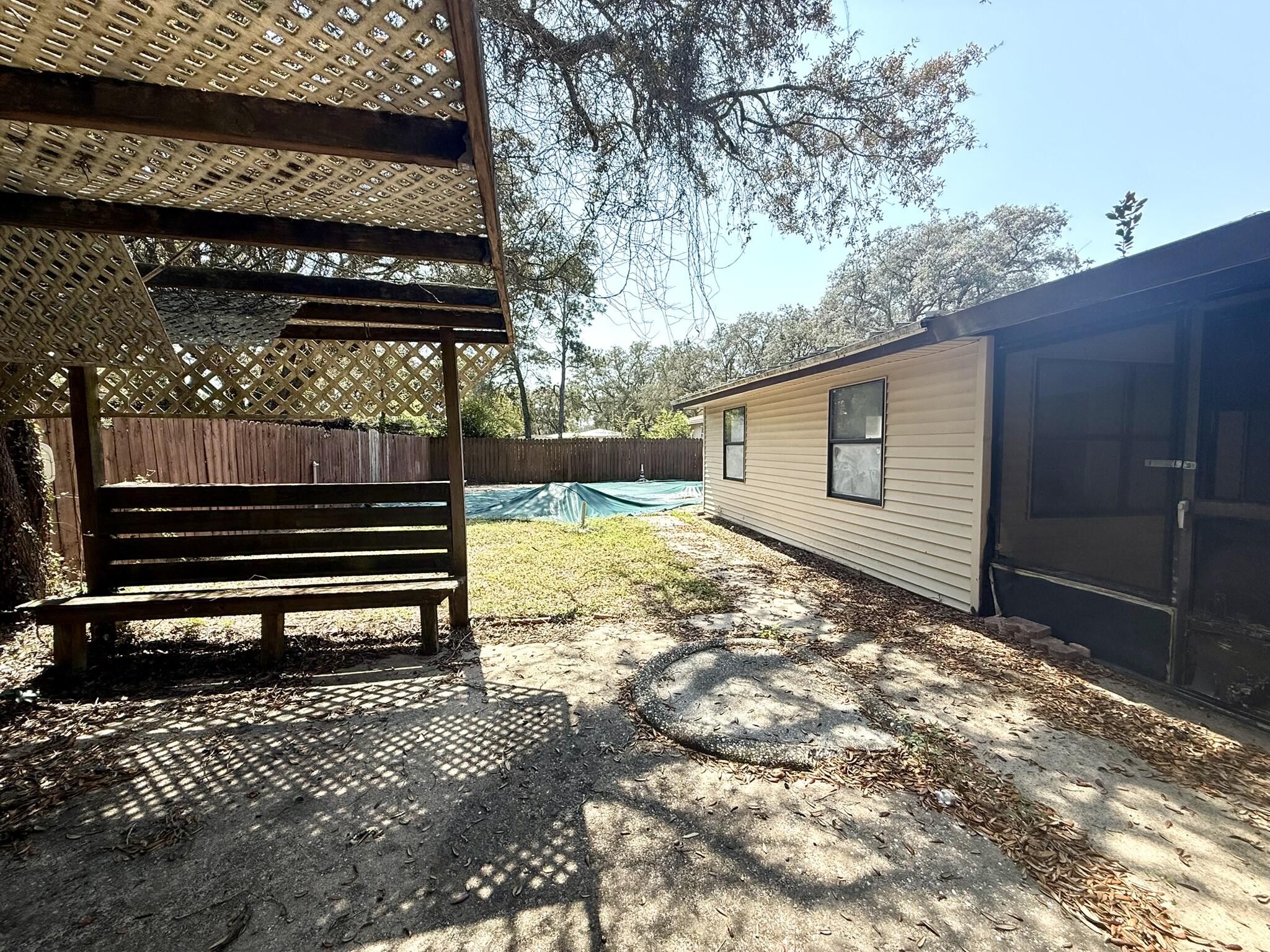 52 Berwick Circle Shalimar, FL 32579 - Photo 4 of 22 IMG_7561