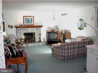 21 Grouse Point Circle Shillington, PA 19607 - Photo 5 of 6 Gallery Image 5