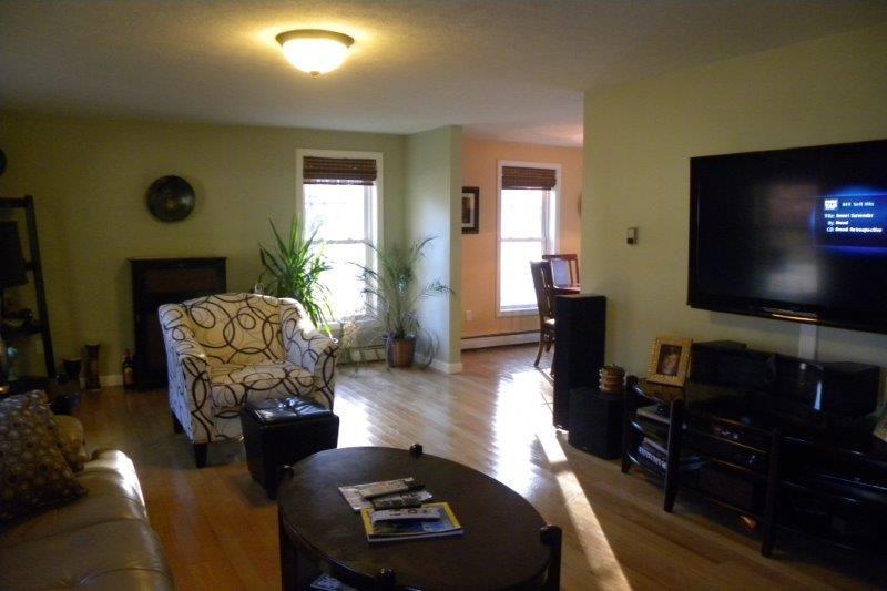 1 Waycott Way Saco, ME 04072 - Photo 8 of 15 Living Room
