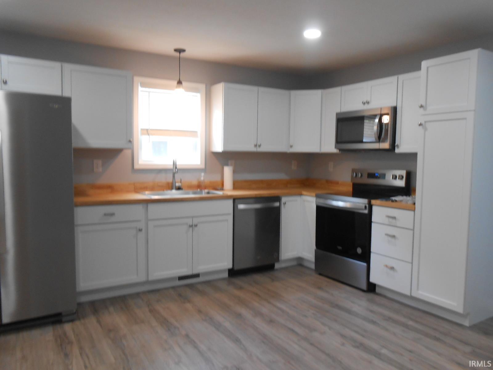 525 Q Street Bedford, IN 47421 - Photo 8 of 10