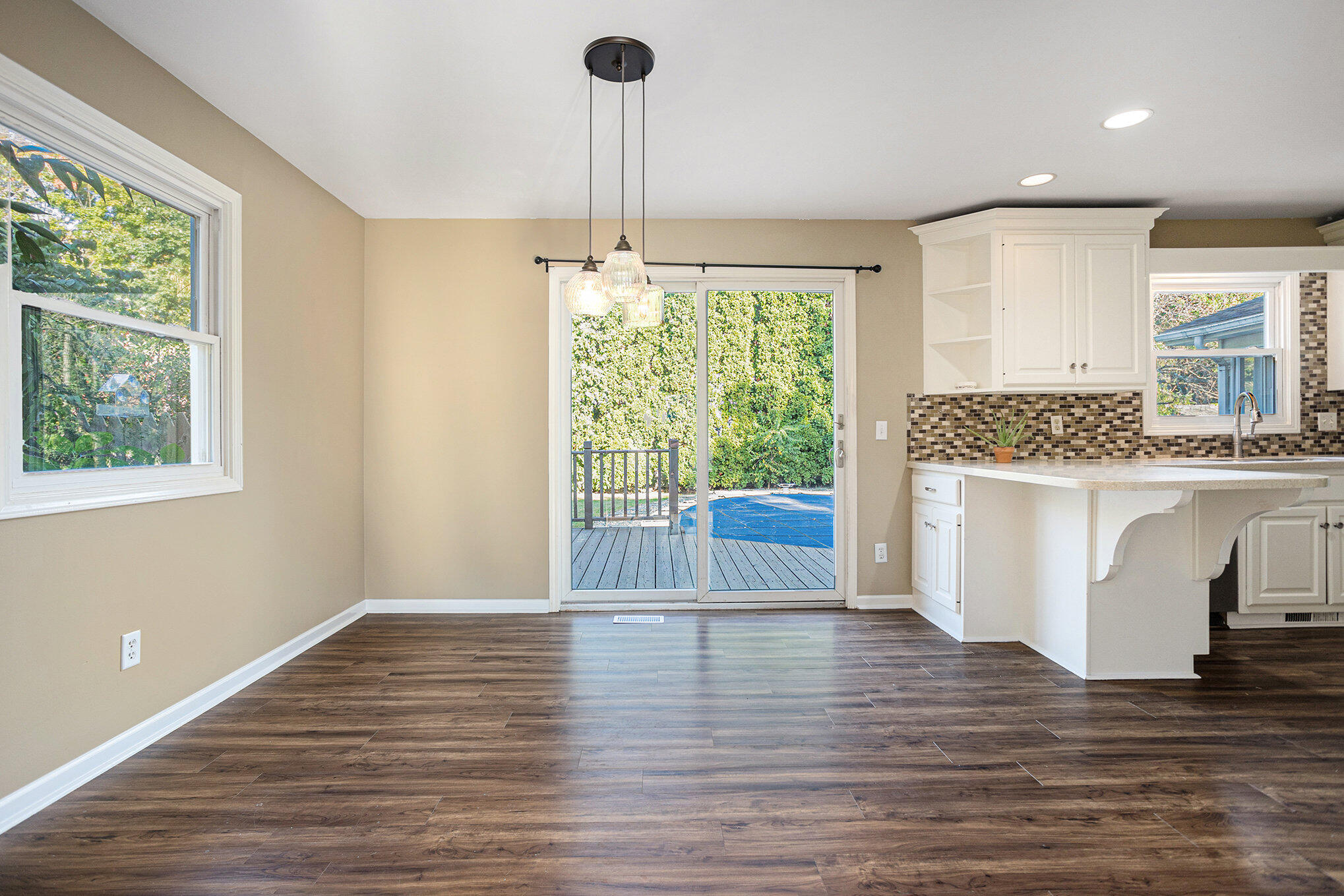 1426 Northampton Road Kalamazoo, MI 49006 - Photo 6 of 26 Dining Rm