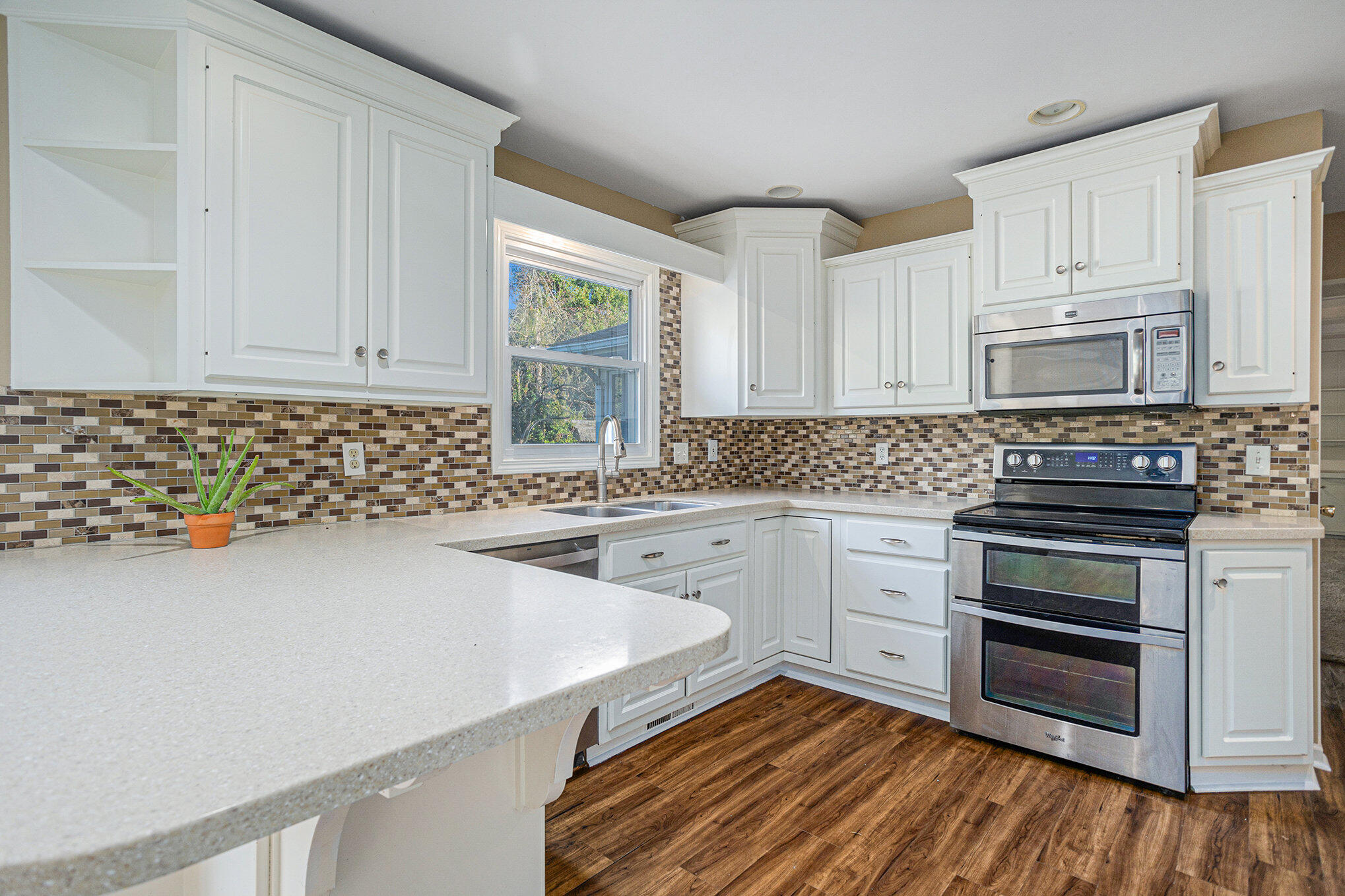 1426 Northampton Road Kalamazoo, MI 49006 - Photo 8 of 26 Kitchen-13