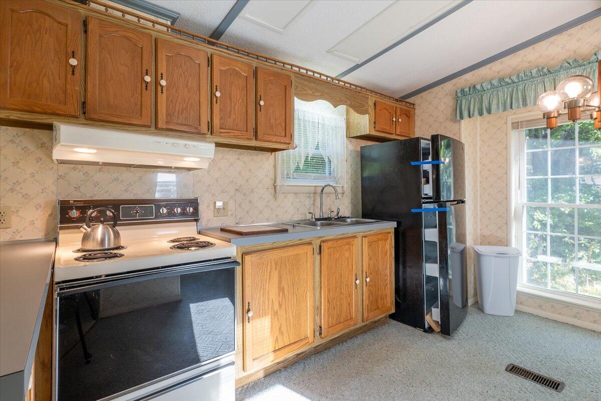 46 Cedar Drive Warren, ME 04864 - Photo 11 of 53 08-46 Cedar Dr-8