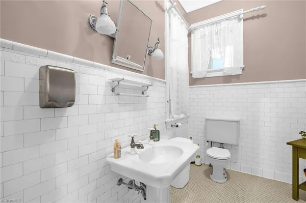 $1,995,000 | 1700 Richardson Drive, Reidsville, NC 27320