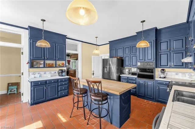 $1,995,000 | 1700 Richardson Drive, Reidsville, NC 27320