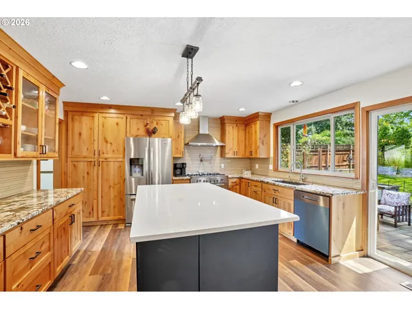 $775,000 | 10300 Southwest Coquille Drive, Tualatin, OR 97062