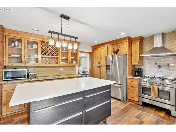 $775,000 | 10300 Southwest Coquille Drive, Tualatin, OR 97062