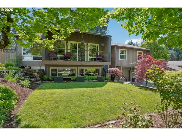 $775,000 | 10300 Southwest Coquille Drive, Tualatin, OR 97062